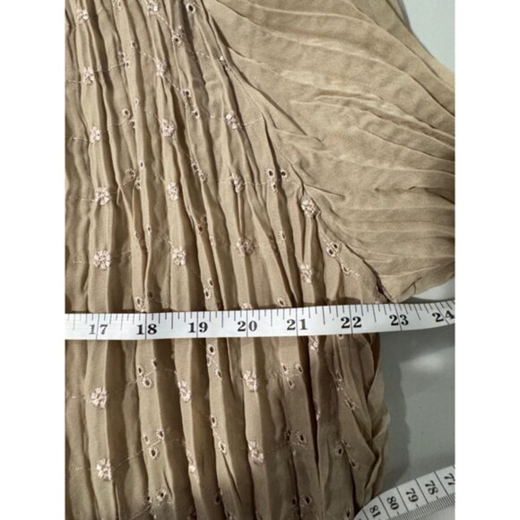 Allison Taylor Eyelet Champaign beige Blouse, with crochet Size 2X - Picture 10 of 14